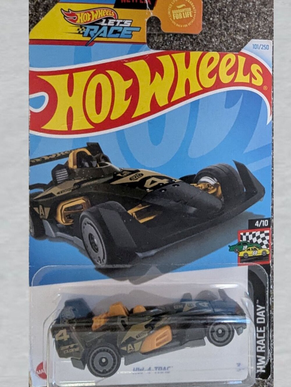 Hot Wheels HW-4-TRAC OLIVE DRAB